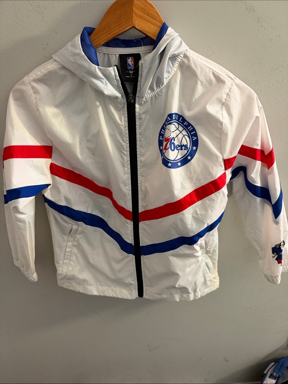 Philadelphia 76ers kids windbreaker. Never worn